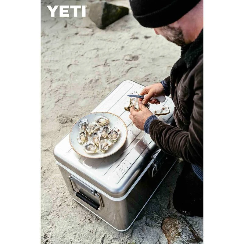 YETI V-Series Stainless Steel Cooler - Image 8