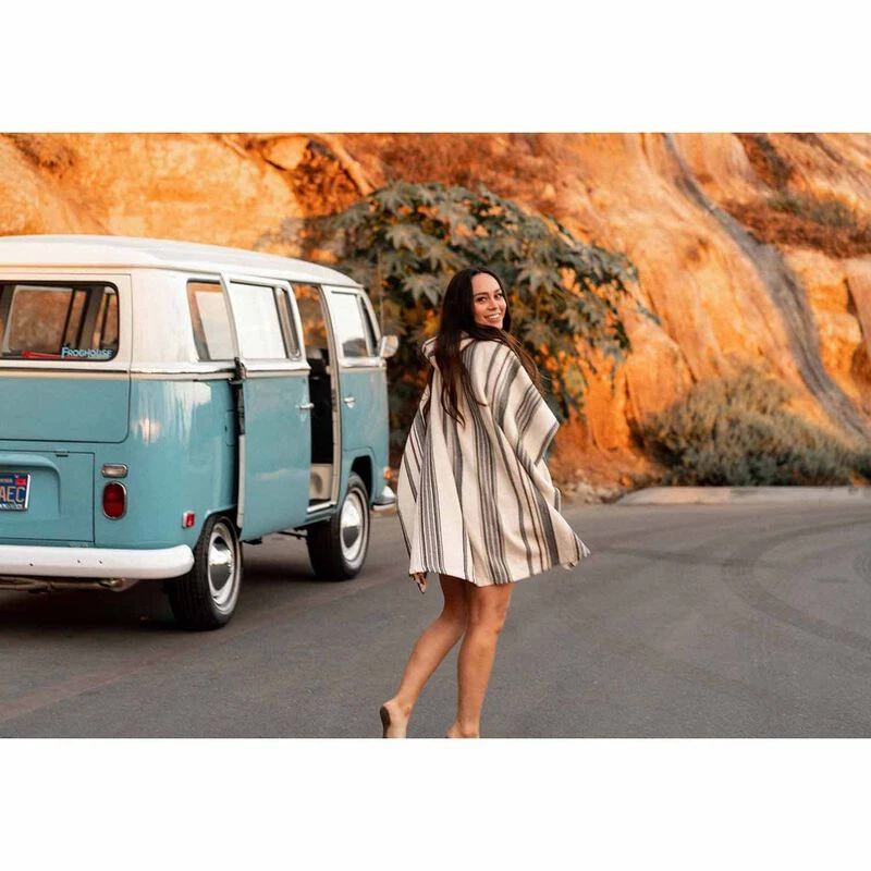 SENOR LOPEZ 75" x 58" Beach Blanket, ChimiChanga Verde Limon - Image 3